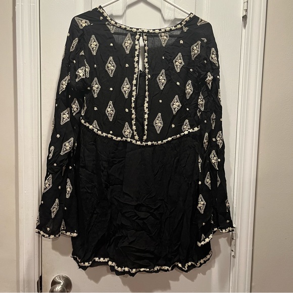 Free People V Neck Embroidered Long Sleeve Tunic Mini Dress Black cream … - Picture 6 of 11